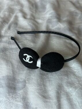 CHANEL Black Kids Headband with White Logo Bow Accent